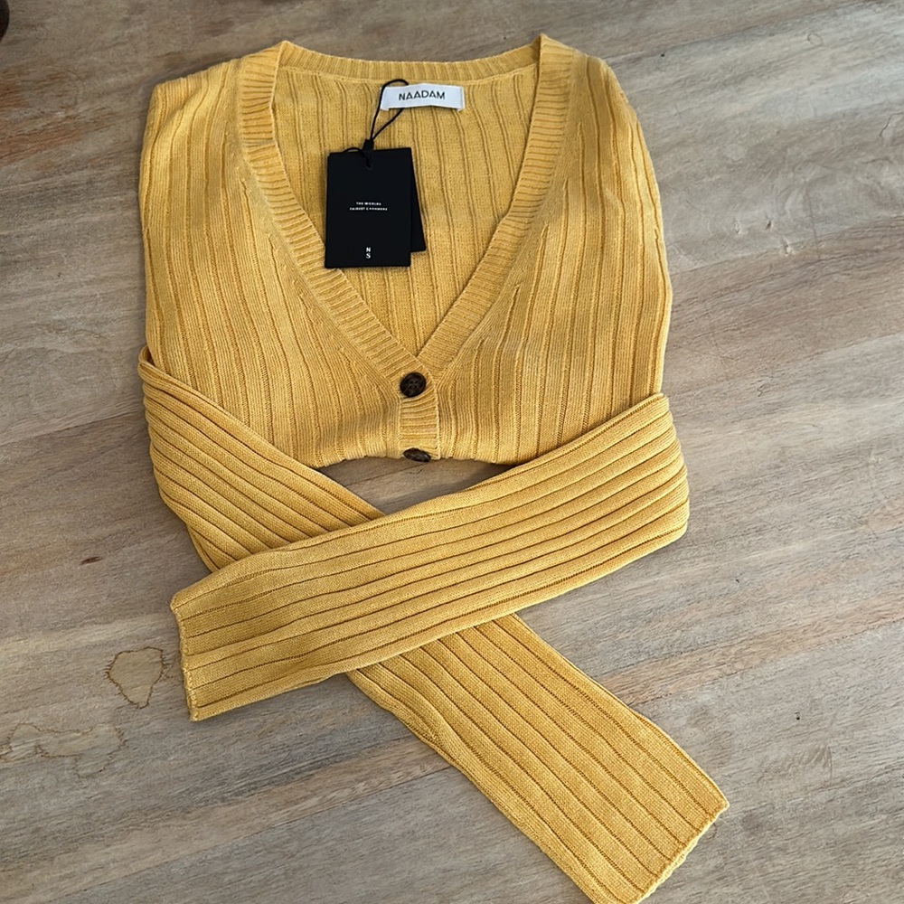 NAADAM SILK CASHMERE RIBBET KNIT SWEATER CARDIGAN ORANGE MUSTARD SIZE MEDIUM